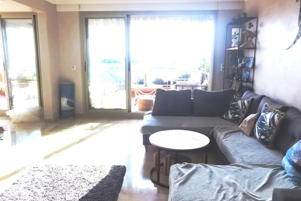 Apartment Vue Nice: Familial Avec Piscine Nice